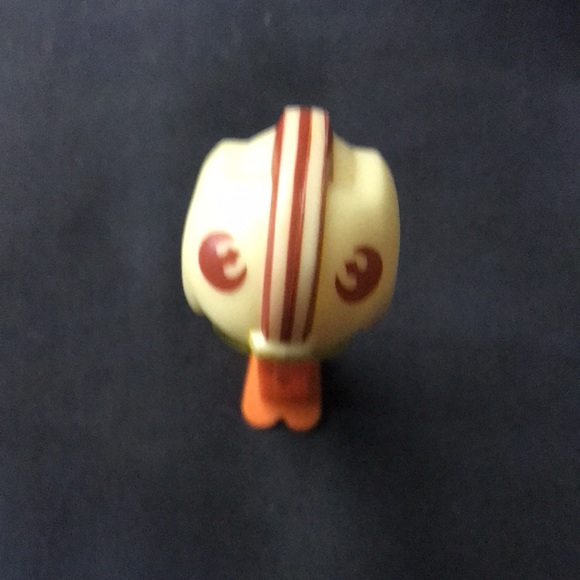 Collectible Vintage Star Wars Pez Dispenser - Luke Skywalker Pilot - Picture 4 of 7